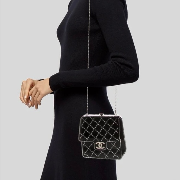 Chanel resin quilted bag - Picture 12 of 12